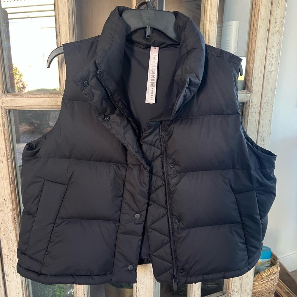 Lululemon wunder puff cropped vest